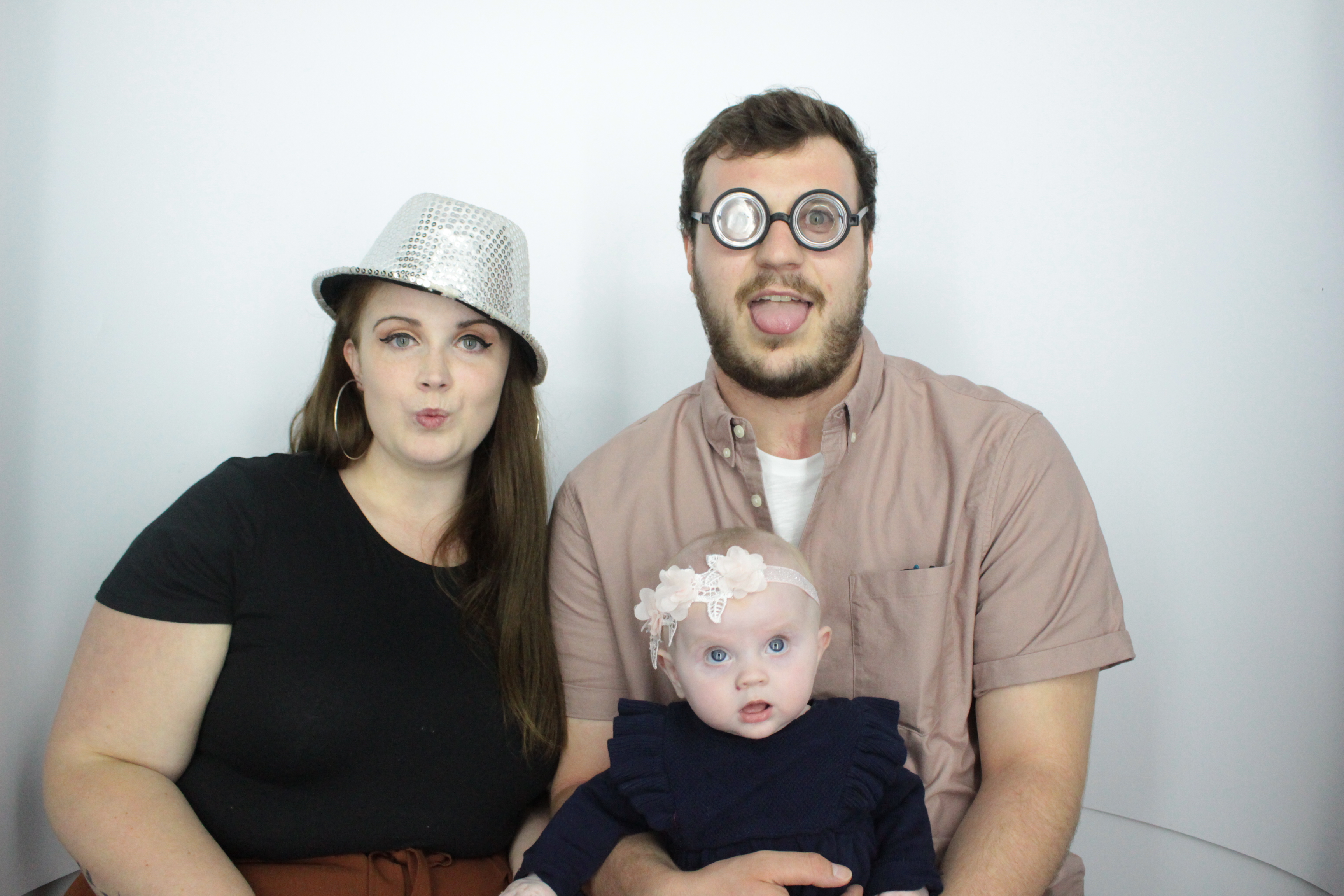 Martin & Colleen’s Joint 50th | View more photos from the event at gallery.myphotoboothexperience.co.uk/u/MyPhotoBoothExperienceLtd/Martin-Colleen’s-Joint-50th